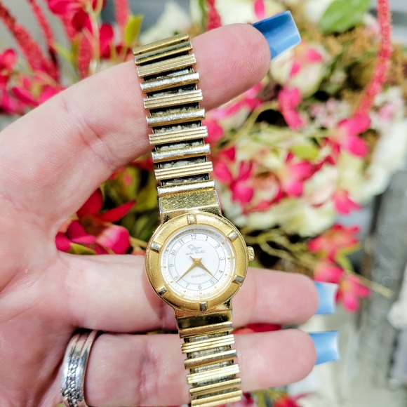 VTG OSCAR DE'La Renta GOLD STRETCH WATCH W INTERCHANGEABLE FACE - Picture 3 of 9